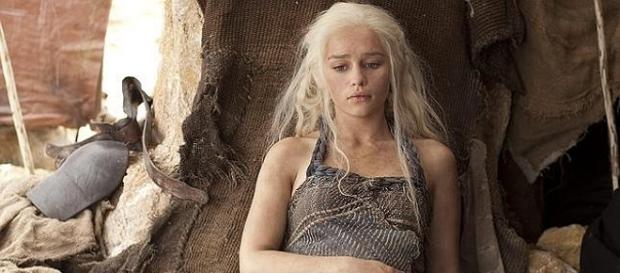 Emilia Clarke en un fotograma de 'Juego de Tronos' Emilia Clarke en un fotograma de 'Juego de Tronos'
