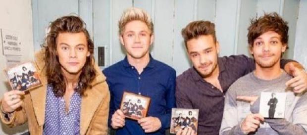 One Direction präsentiert das neue Album One Direction präsentiert das neue Album