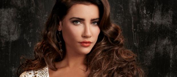 Steffy nei guai a causa di Thomas? Steffy nei guai a causa di Thomas?
