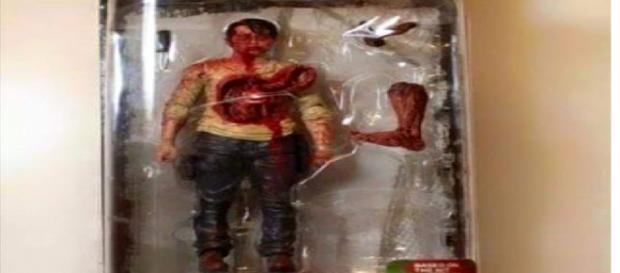 The Walking Dead 6, toy di Glenn zombie The Walking Dead 6, toy di Glenn zombie