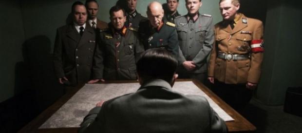 Ultimele zile ale lui Hitler - film Smithsonian Ultimele zile ale lui Hitler - film Smithsonian