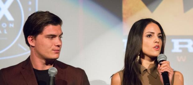 Zane Holtz und Eiza Gonzalez "From Dusk till Dawn" Zane Holtz und Eiza Gonzalez "From Dusk till Dawn"