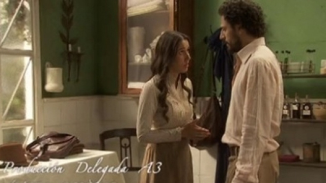 Conrado è il padre di David, ma lo nasconde