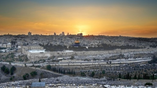Un'immagine della Palestina al tramonto.