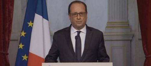François Hollande dá satisfação a população