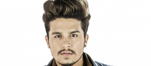 Fãs questionam sexualidade de Luan Santana Fãs questionam sexualidade de Luan Santana