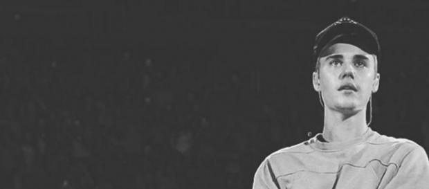 Justin Bieber und One Direction gedenken der Opfer Justin Bieber und One Direction gedenken der Opfer
