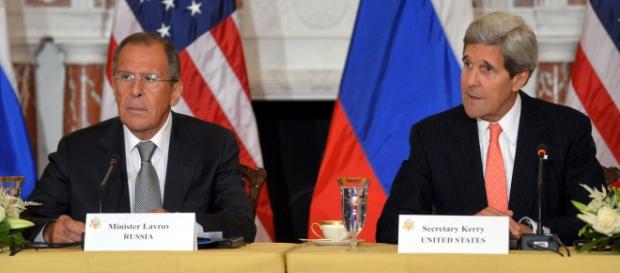 Kerry y Lavrov en una imagen de archivo Kerry y Lavrov en una imagen de archivo