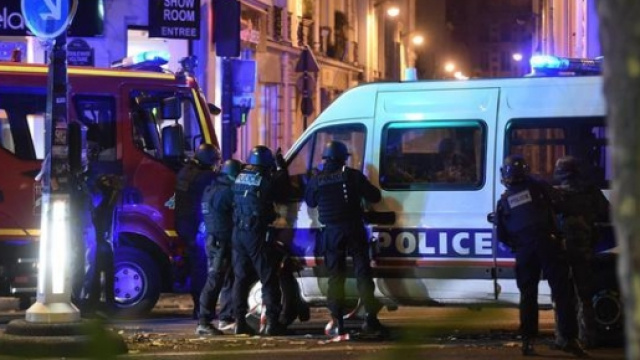 Le forze dell'ordine all'azione dopo la strage