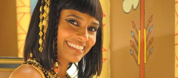 Aisha Jambo é Radina em 'Os Dez Mandamentos' Aisha Jambo é Radina em 'Os Dez Mandamentos'
