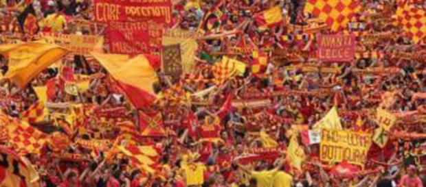 Il Lecce ha aumentato il numero di spettatori. Il Lecce ha aumentato il numero di spettatori.