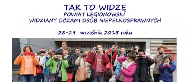 Uczestnicy projektu ze swoimi aparatami. Uczestnicy projektu ze swoimi aparatami.