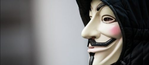 Anonymous dichiara guerra all'ISIS