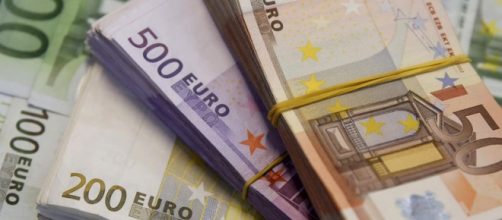 Forex, l'euro in calo nell'apertura di oggi.