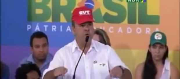 CUT incita uso da violência a favor de Dilma CUT incita uso da violência a favor de Dilma