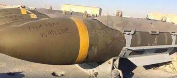 La foto ritoccata dei missili francesi sulla Siria La foto ritoccata dei missili francesi sulla Siria
