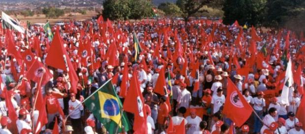 CPI vai devassar contas do MST e ONGs CPI vai devassar contas do MST e ONGs