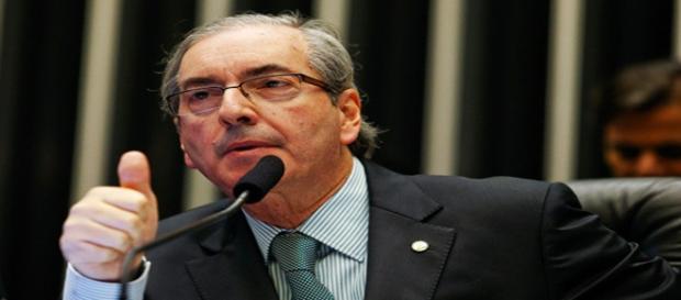 Dez pedidos ainda faltamser analisados Dez pedidos ainda faltamser analisados