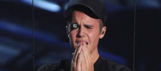 Justin Bieber mostra estar arrependido. Justin Bieber mostra estar arrependido.