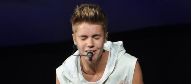 Justin Bieber llora... pero de risa Justin Bieber llora... pero de risa