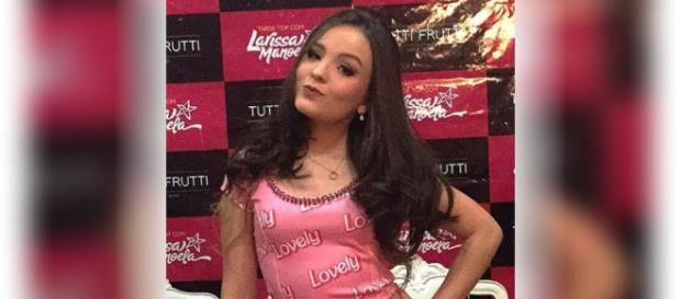 Larissa Manoela avisa que não está grávida. Larissa Manoela avisa que não está grávida.