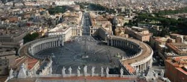 Piazza San Pietro a Roma, possibile bersaglio Isis Piazza San Pietro a Roma, possibile bersaglio Isis