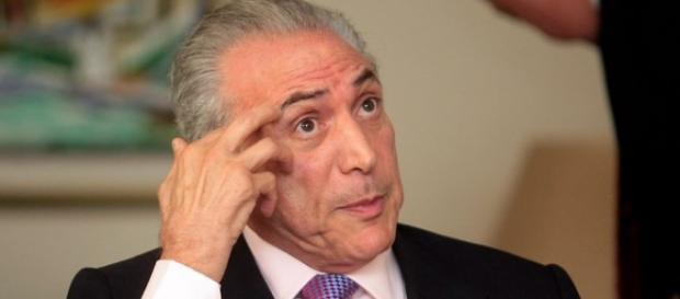 Ser ou não ser Governo? - www.midiamax.com.br Ser ou não ser Governo? - www.midiamax.com.br