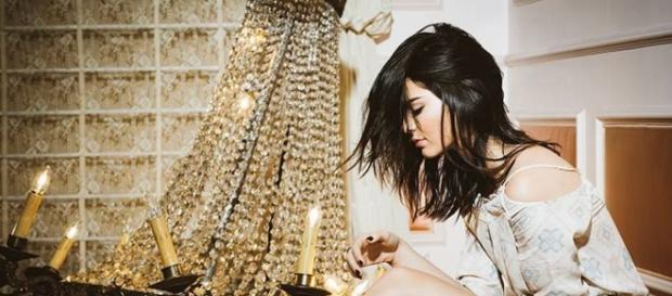 Kendall Jenner sorgt für Aufsehen Kendall Jenner sorgt für Aufsehen