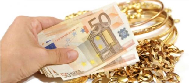 Îngrijitoare italiancă, reţinută pentru furt Îngrijitoare italiancă, reţinută pentru furt