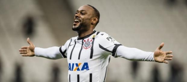 Vagner Love foi autor do gol do título para timão. Vagner Love foi autor do gol do título para timão.