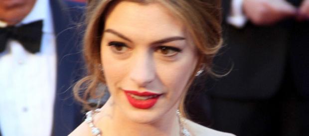 Anne Hathaway se une a 'The Modern Ocean' Anne Hathaway se une a 'The Modern Ocean'