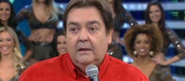 Faustão ironiza Fantástico por entrevistar Joelma Faustão ironiza Fantástico por entrevistar Joelma