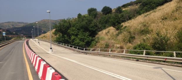 Il viadotto della sp 430 tra Agropoli e Prignano Il viadotto della sp 430 tra Agropoli e Prignano