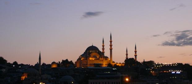 la policía de Estambul entró en el edificio la policía de Estambul entró en el edificio