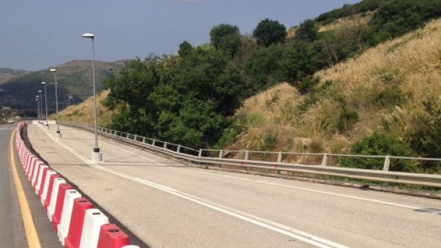 Il viadotto della sp 430 tra Agropoli e Prignano