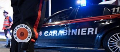 Carabinieri procedono al sequestro