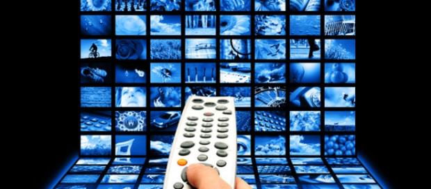 Programmi tv rai e mediaset dal 23 al 28 novembre. Programmi tv rai e mediaset dal 23 al 28 novembre.