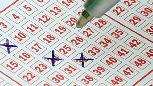 Estrazione SuperEnalotto e Lotto 21 novembre 2015