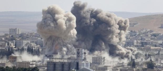 Rusia atacă poziții militare ale Statului Islamic Rusia atacă poziții militare ale Statului Islamic