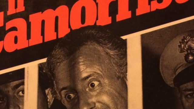 Copertina del libro di Giuseppe Marrazzo su Cutolo