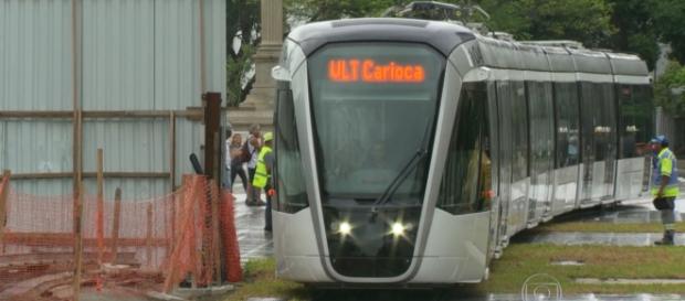 VLT Carioca deve transportar 270 mil pessoas/dia VLT Carioca deve transportar 270 mil pessoas/dia