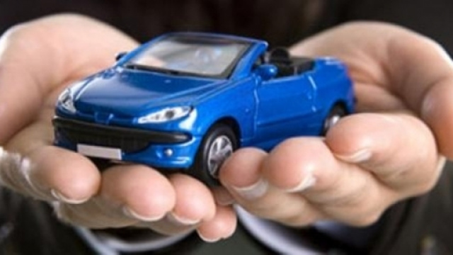 Allianz introduce app controllo RCA