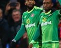 Woeful Sunderland battles for a strong win against Palace.