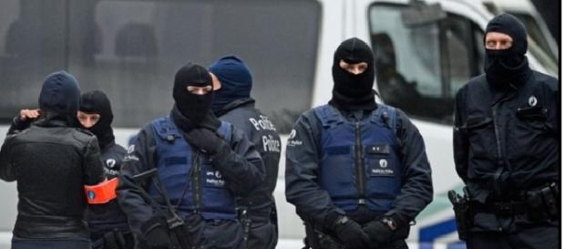 Belgia menține nivelul de alertă teroristă maxim Belgia menține nivelul de alertă teroristă maxim