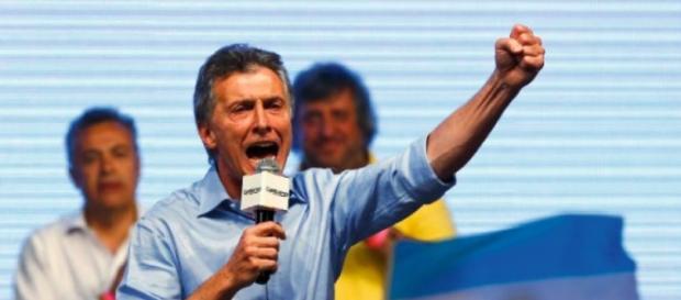 Macri vence e poe fim à era Kirchner Macri vence e poe fim à era Kirchner
