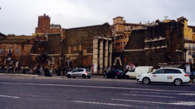 Nella foto Via dei Fori Imperiali a Roma
