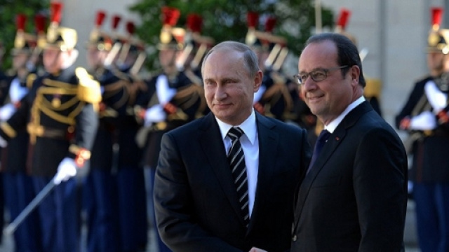 Vladimir Putin e François Hollande