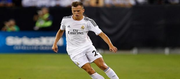 Cheryshev con la camiseta del Real Madrid Cheryshev con la camiseta del Real Madrid