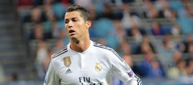 El PSG tienta a Cristiano con un sueldo mareante El PSG tienta a Cristiano con un sueldo mareante