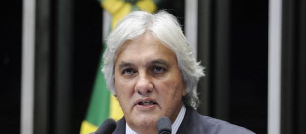 Senador petista é preso pela PF Senador petista é preso pela PF